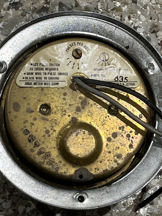 Vintage Surface Mount Aqua Meter 6K RPM #635 Tachometer.