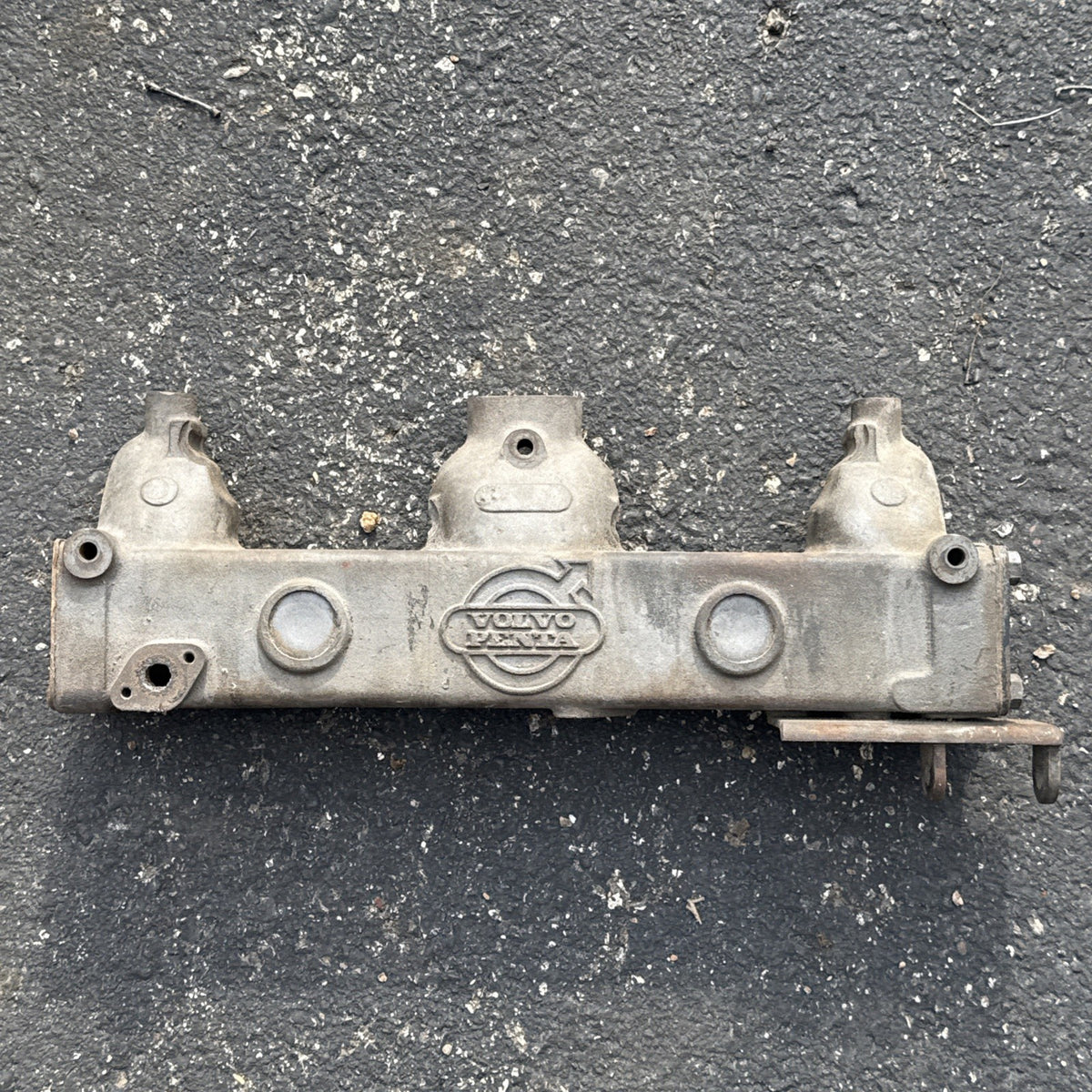 VOLVO PENTA AQ130 AQ 130 4 Cylinder Exhaust Manifold 824531 — Midwest