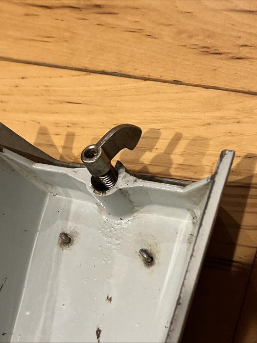 Volvo Penta AQ 280 270 275 290 Early  832570 SHIFT COVER W/SCREWS L