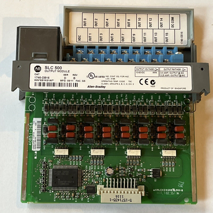 ALLEN-BRADLEY 1746-OB16, SER. D OUTPUT MODULE