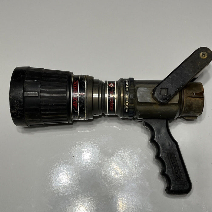 Akron Company Akromatic Model 5121 Fire Hose Nozzle Pistol Grip & Volume Control