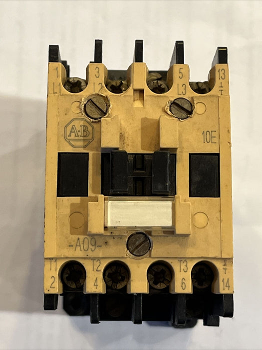 Allen-Bradley 100-A09ND3 Contactor, Series B, 120V Coil