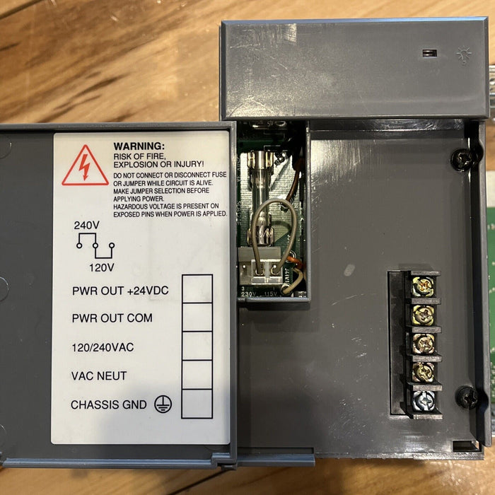 Allen-Bradley SLC500 1746-P2 w/SLC 500 13-Slot Rack 1746-A13 Serial B