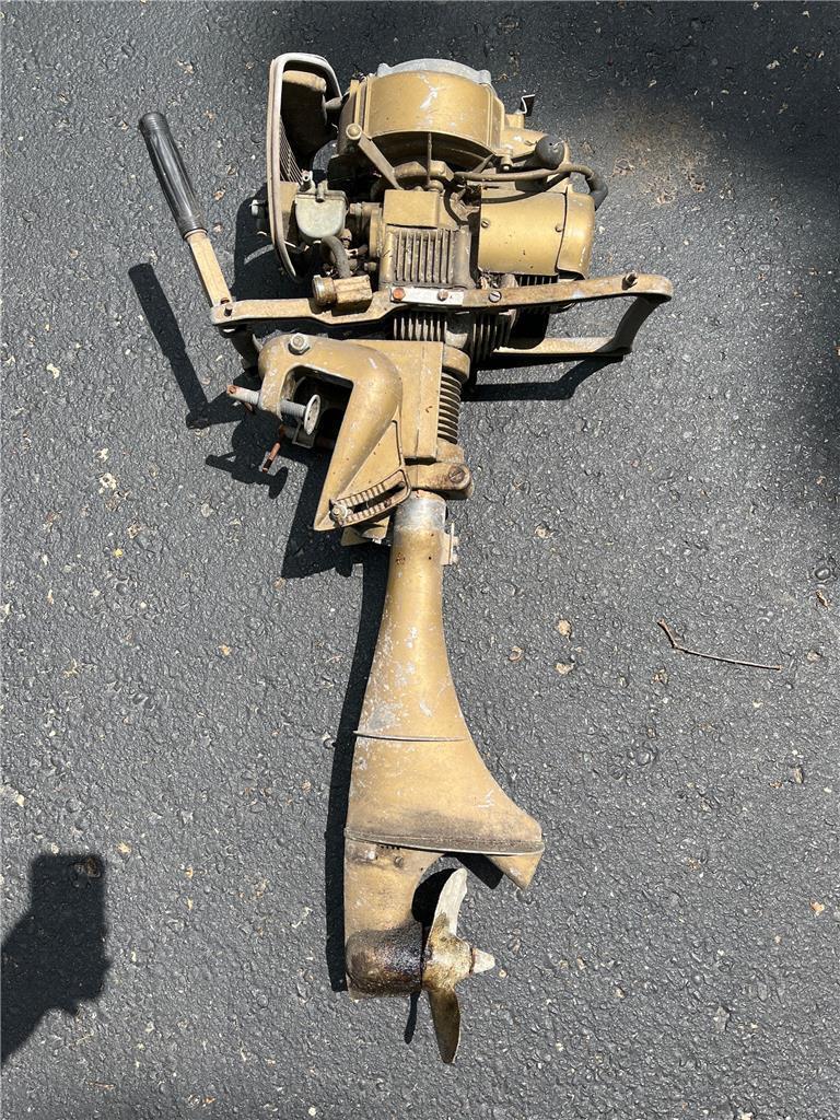 Vintage Antique Clinton J8 Outboard Boat Motor — Midwest Boat Recyclers
