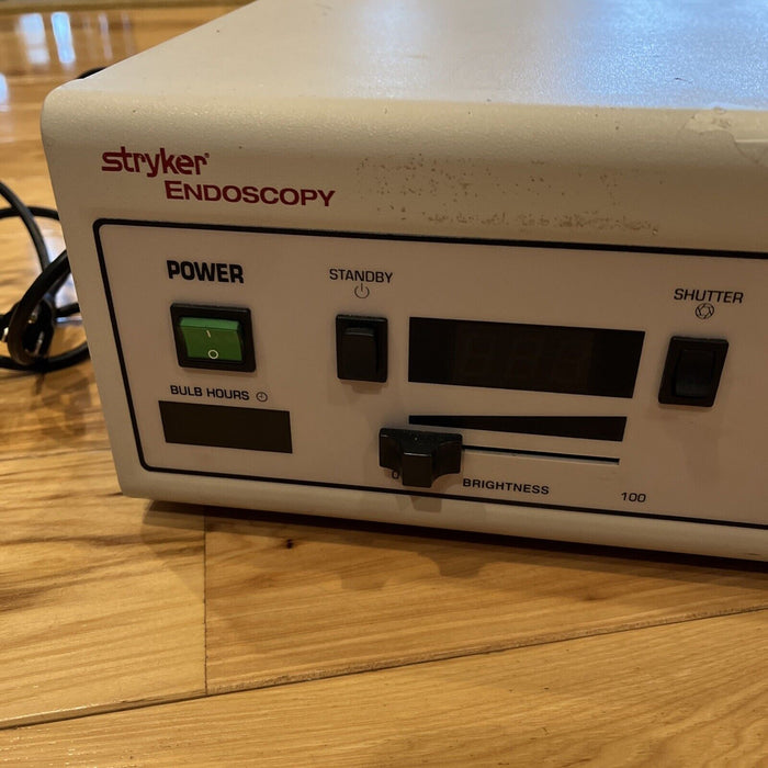 Stryker Endoscopy x6000 Light Source