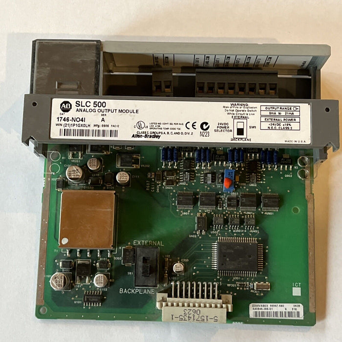 Allen-Bradley SLC 500 1746-NO4I/ SER. A PLC Analog Output Module