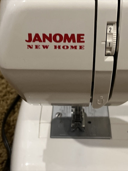 Janome New Home Model #2206 Mechanical Sewing Machine MINT in Original Box